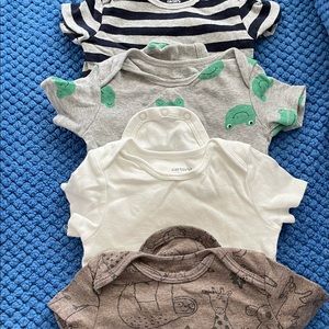 8 onesies bundle 18 Months
